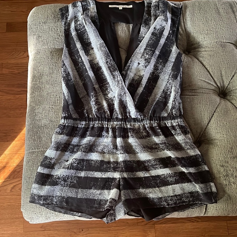 Rachel Ray short Romper